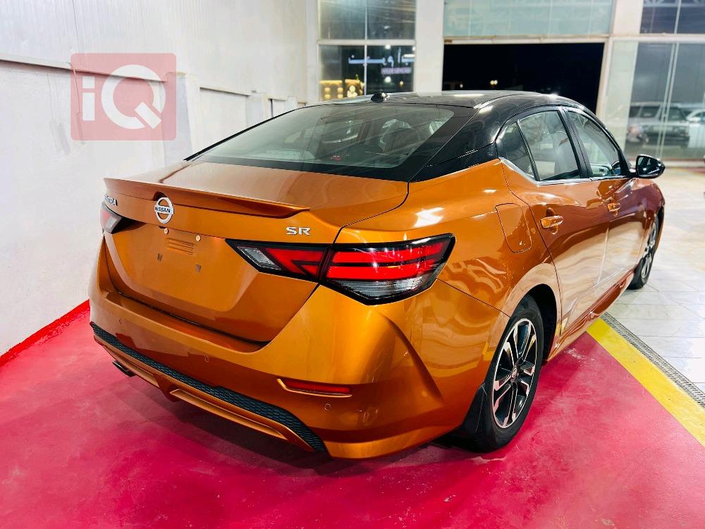 نيسان سنترا